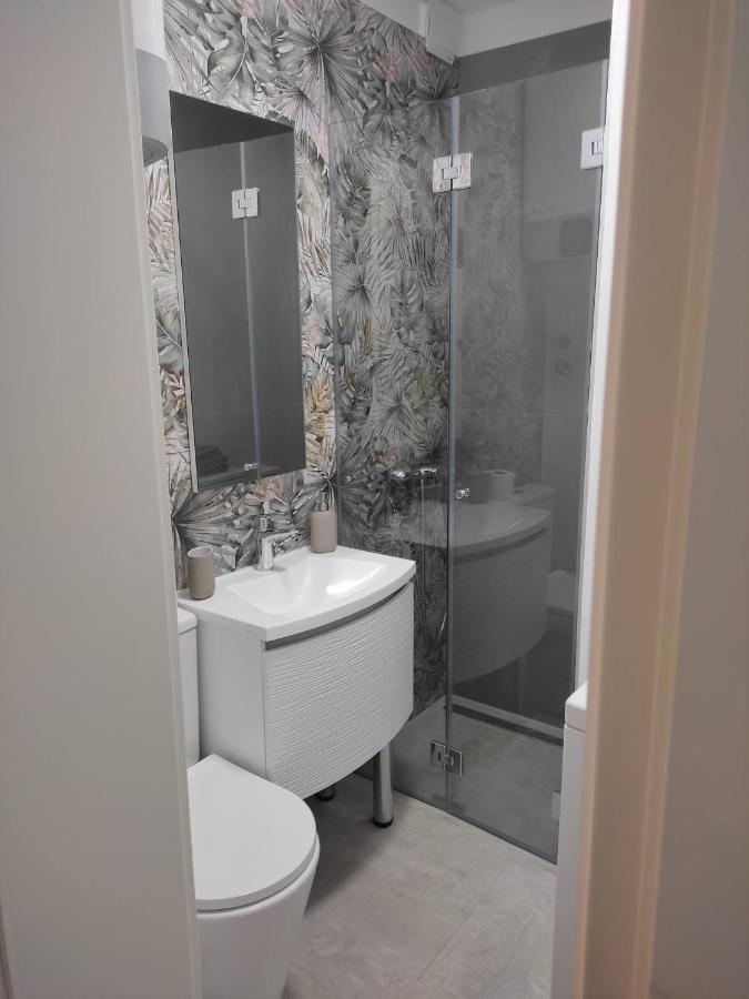 Ferienwohnung Studio Apartman Irma Cervar Poreč Exterior foto